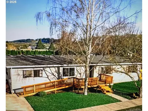 275 S Laurel St, Yamhill, OR 97148