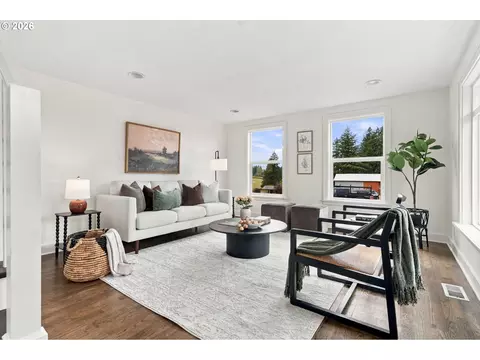 Living - 38420 SE Boitano Rd, Sandy, OR 97055 photo 1 of 4