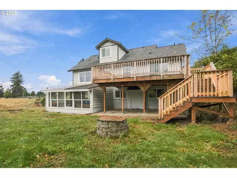 Exterior - 38420 SE Boitano Rd, Sandy, OR 97055 photo 2 of 4