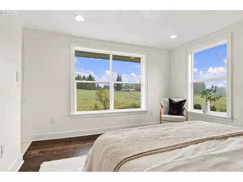 Bedroom - 38420 SE Boitano Rd, Sandy, OR 97055 photo 3 of 4
