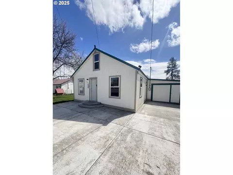 940 Alder St, Elgin, OR 97827