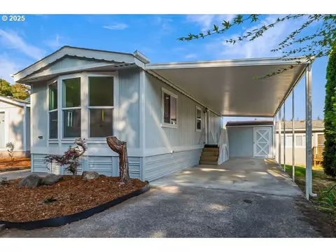 18830 S Hwy 99e #34, Oregon City, OR 97045