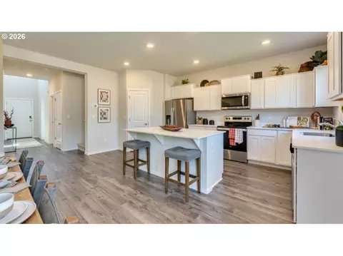 3341 Eden Way, Eugene, OR 97404 photo 3