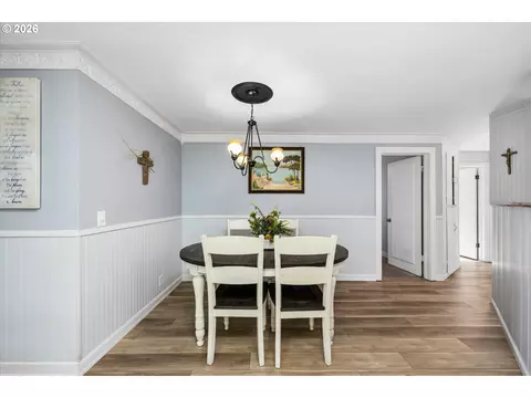 Dining - 1524 Galaway Ct, Eugene, OR 97401 photo 1 of 2