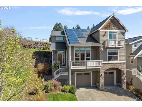 13042 SE Verlie St, Happy Valley, OR 97086