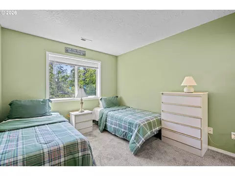 Bedroom - 1083 SE Acacia Pl, Gresham, OR 97080 photo 1 of 2