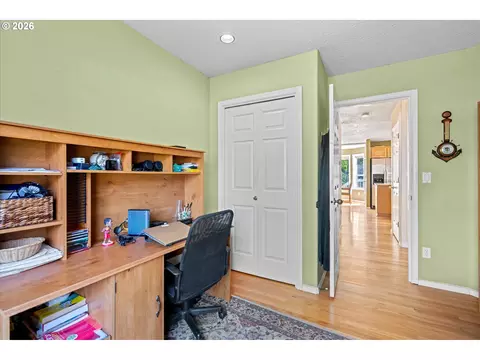 Other - 1083 SE Acacia Pl, Gresham, OR 97080 photo 4 of 9