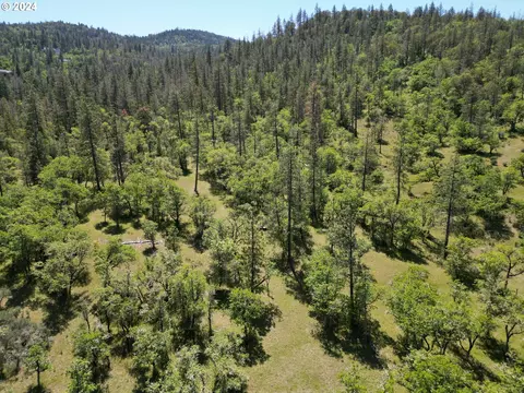 e antelope rd, Eagle Point, OR 97524 photo 3