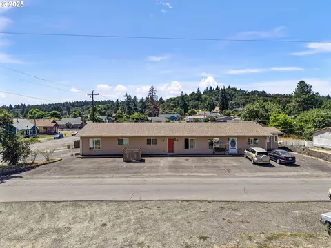 170 S 7th St, Monroe, OR 97456