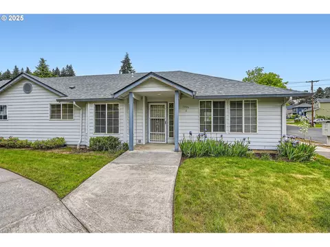 1006 NE 45th St #C8, Vancouver, WA 98663