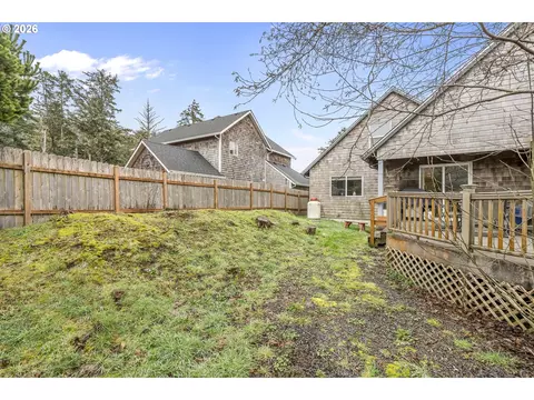Exterior - 7850 Pine Beach Loop, Rockaway Beach, OR 97136 photo 7 of 9