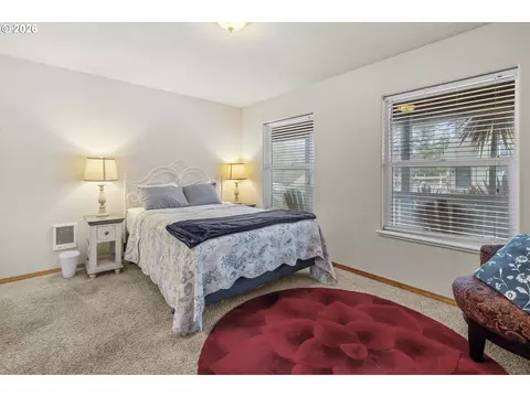 Bedroom - 7850 Pine Beach Loop, Rockaway Beach, OR 97136 photo 2 of 6