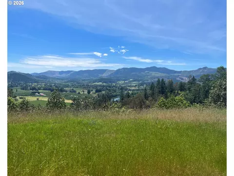 9581 Garden Valley Rd, Roseburg, OR 97471