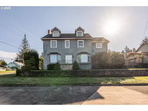190 N Irving St, Coquille, OR 97423