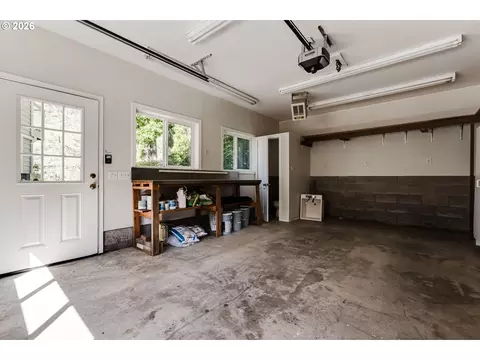 Other - 91082 Leashore Dr, Vida, OR 97488 photo 9 of 14