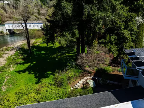 Exterior - 91082 Leashore Dr, Vida, OR 97488 photo 11 of 11