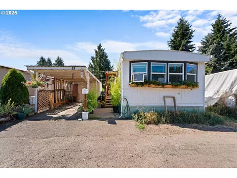 545 Warren St S #12, Monmouth, OR 97361
