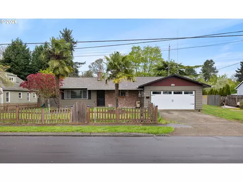 470 W Dartmouth St, Gladstone, OR 97027