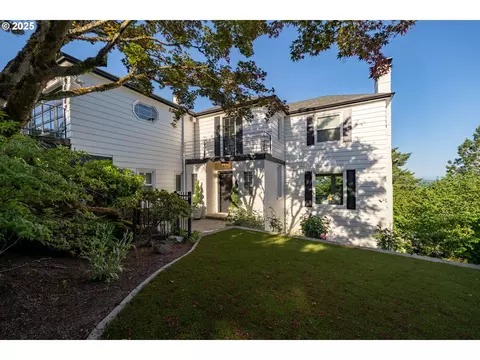 6442 SW Parkhill Dr, Portland, OR 97239