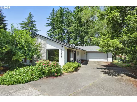 19985 SW Carlin Blvd, Beaverton, OR 97078