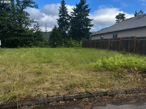 76160 Coho Ln, Oakridge, OR 97463