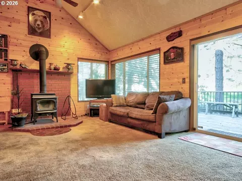 Living - 67799 E Nicklaus Way, Welches, OR 97067 photo 1 of 2