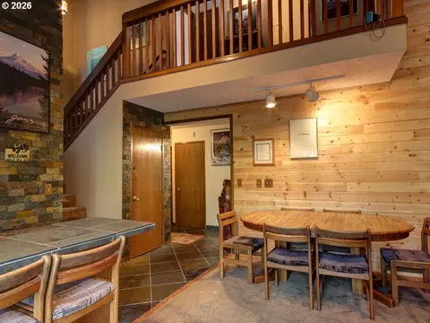 Dining - 67799 E Nicklaus Way, Welches, OR 97067 photo 1 of 1