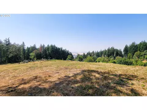 20685 Meadowview Rd #16, Harrisburg, OR 97446