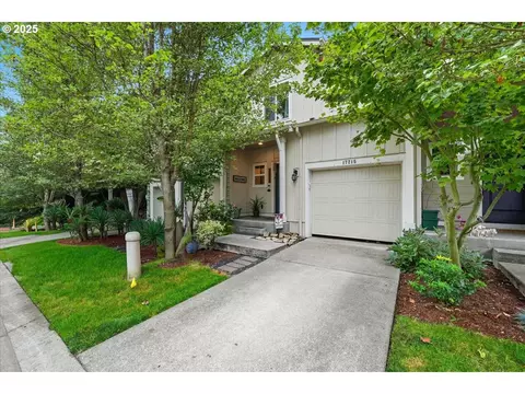 17215 SW 119th Pl, Tigard, OR 97224