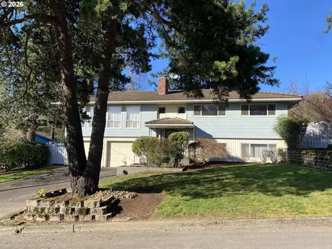 4115 SW Iowa St, Portland, OR 97221