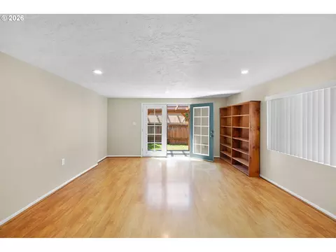 Living - 1053 SE Barnes Rd, Gresham, OR 97080 photo 2 of 2