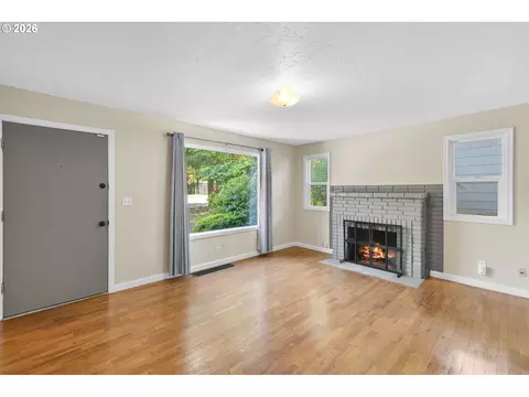 Living - 1053 SE Barnes Rd, Gresham, OR 97080 photo 1 of 2