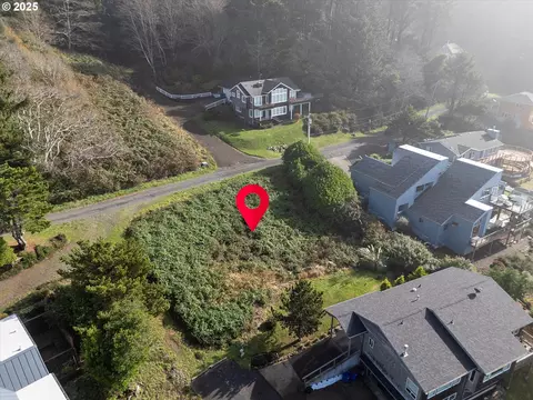 6900 NE Neptune Tl200, Lincoln City, OR 97367