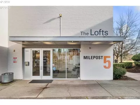 900 NE 81st Ave #317, Portland, OR 97213