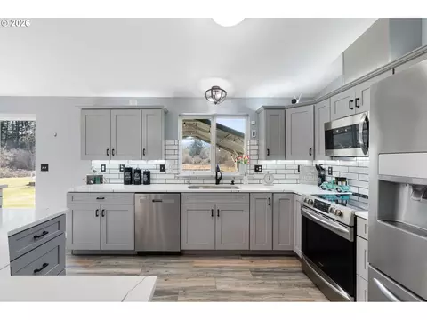 453 Coma Rd, Vader, WA 98593 photo 13