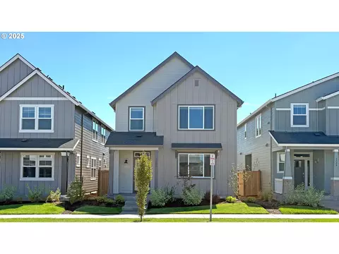 8291 SE Crescent Dr, Hillsboro, OR 97123