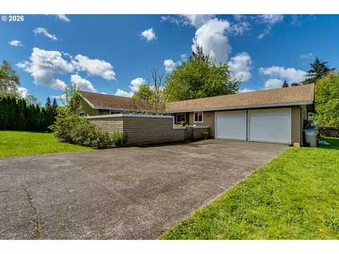 Exterior - 1812 Brittany St, Eugene, OR 97405 photo 11 of 11