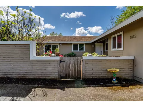 Exterior - 1812 Brittany St, Eugene, OR 97405 photo 3 of 11