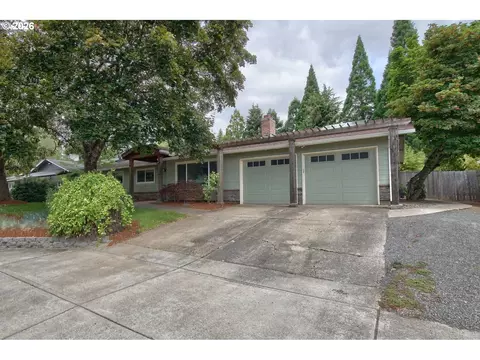 2451 SE Alder St, Hillsboro, OR 97123