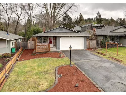10916 SW 62nd Pl, Portland, OR 97219