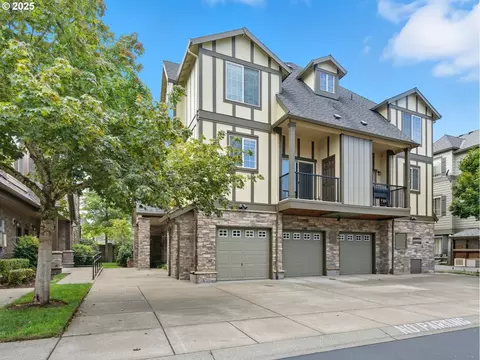 8100 NE Miriam Way, Hillsboro, OR 97006