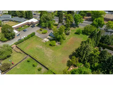 River Rd, Eugene, OR 97404 photo 4