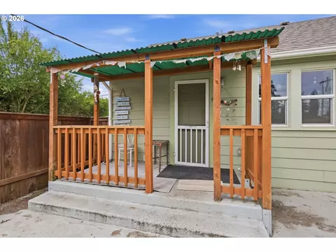 1427 Mill St, Springfield, OR 97477 photo 29