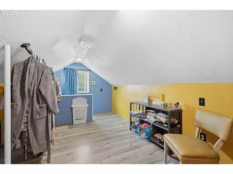 1427 Mill St, Springfield, OR 97477 photo 24