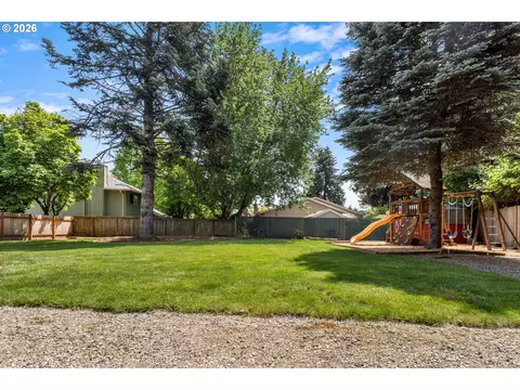 2021 SE Hale Dr, Gresham, OR 97080 photo 33