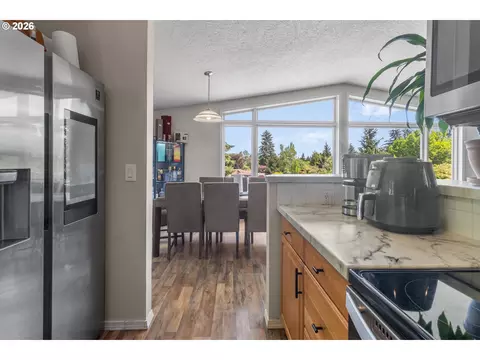 2021 SE Hale Dr, Gresham, OR 97080 photo 18