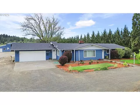 38225 Mount Hope Dr, Lebanon, OR 97355