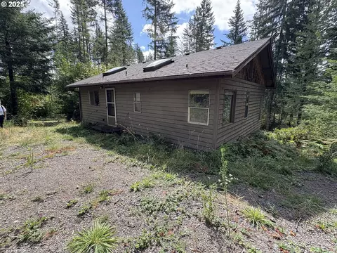 23533 S Bonney Rd, Colton, OR 97017
