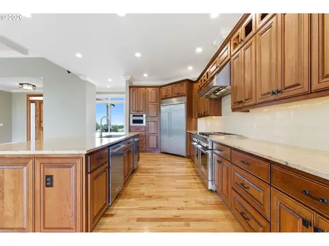Kitchen - 40818 SE Trubel Rd, Sandy, OR 97055 photo 1 of 3