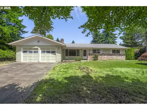 3279 SE Spruce St, Hillsboro, OR 97123